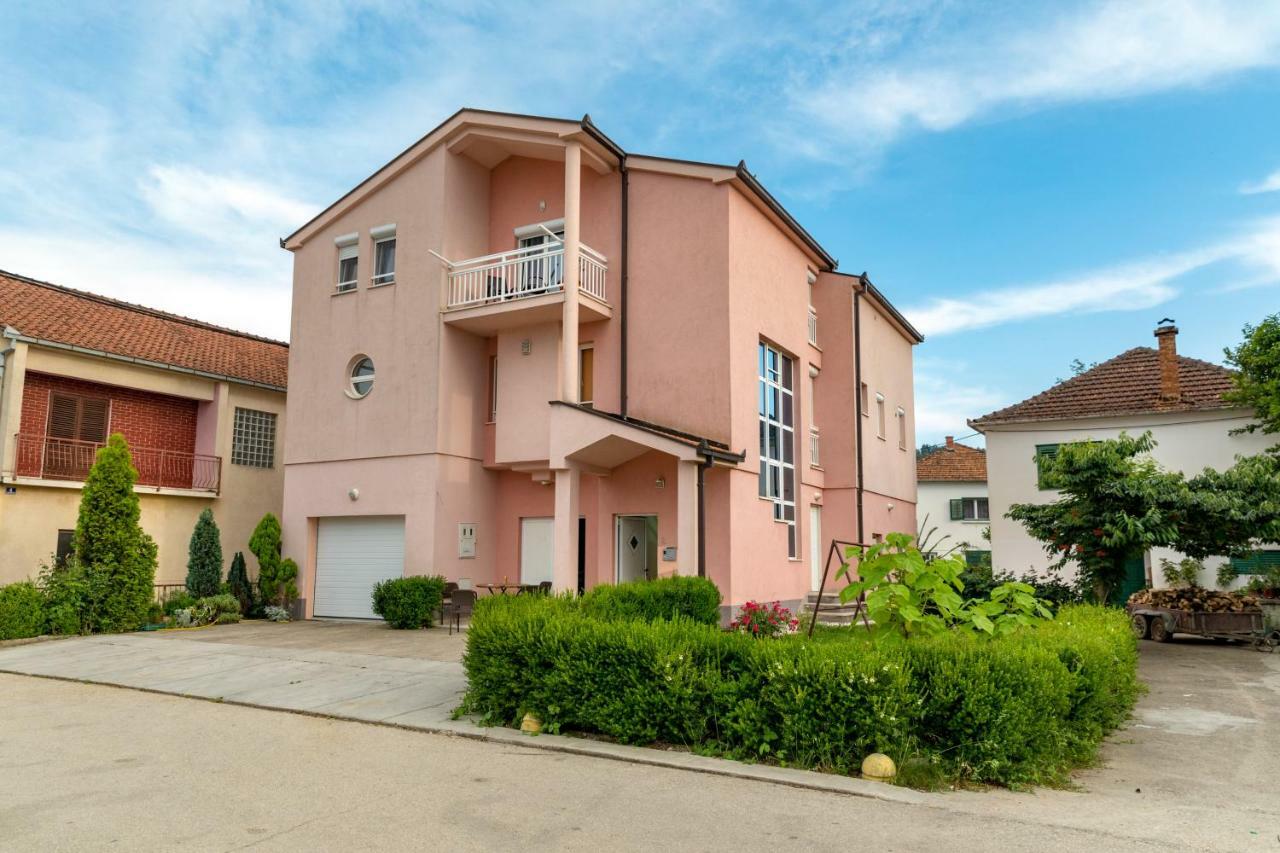 Arenta Apartments Metkovic Luaran gambar